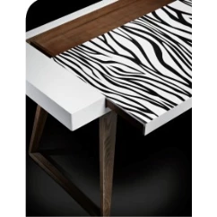 Zebra Table